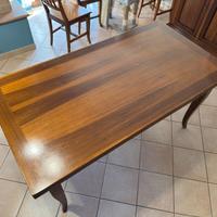 Tavolo sala allungabile