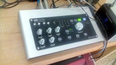 Scheda audio Steinberg UR28M, buone condizioni.