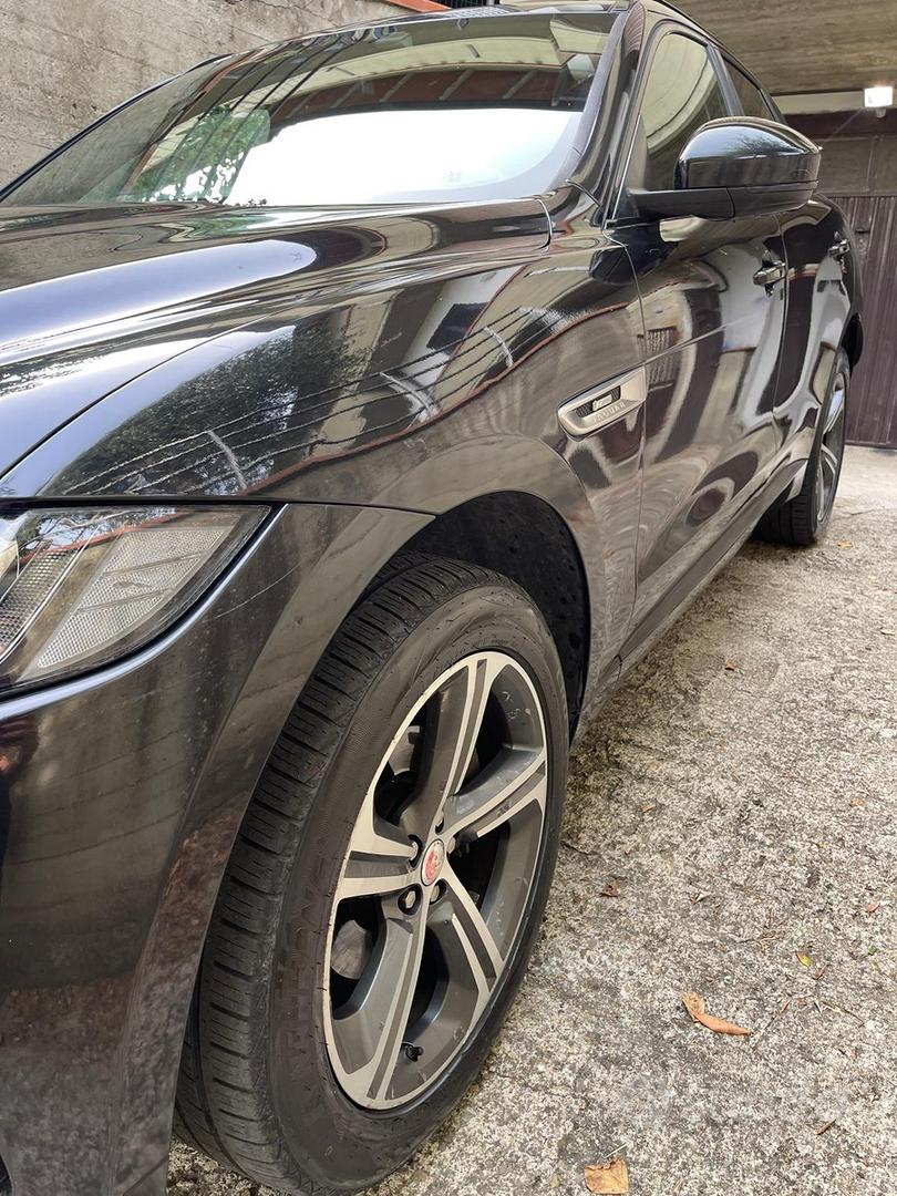 Jaguar F-Pace 2016 photo 5