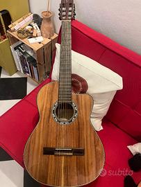 Chitarra APC KoaKoa 10 amplificata