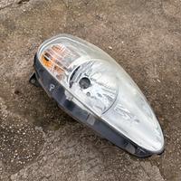 Faro fiat grande punto