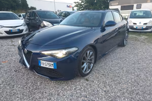 Alfa Romeo Giulia 2.2 Turbodiesel 210 CV AT8 AWD Q
