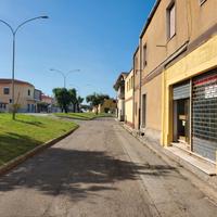 Villasor. Locale commerciale zona centrale