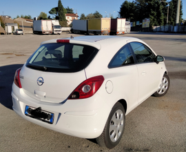 Opel corsa 3p benzina 2012