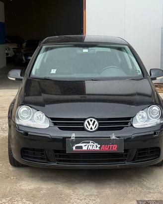 Volkswagen Golf 2.0 16V FSI 5p. Sportline