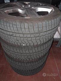 GOMME E CERCHI AUDI A1 215/40/17 87v