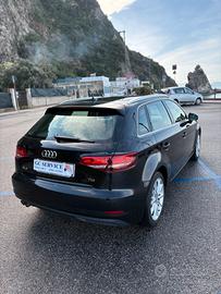 Audi A3 SPB 2.0 TDI S tronic Sport Black Friday