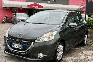 Peugeot 208 1.4 HDi 68 CV 5 porte OK NEO PATENTATI