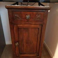 Comodino porta telefono
