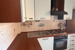 Intero stabile su due livelli