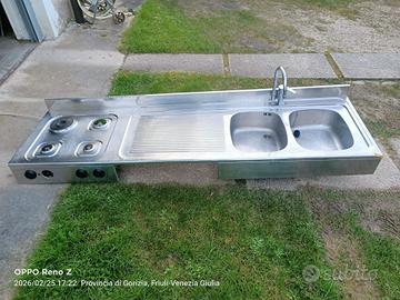 Piano cucina in acciaio 