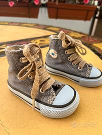 Scarpine neonato n. 19 Converse All Star
