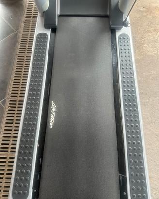 tapis roulant life fitness