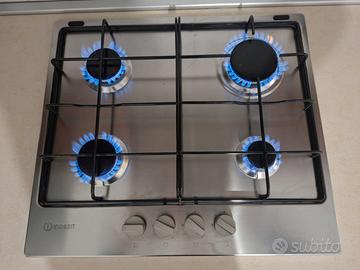 Piano cottura a gas Indesit 4 fuochi
