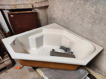 vasca da bagno in vetroresina 