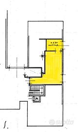 Magazzino C2 con 2 garage,centro Bovolone
