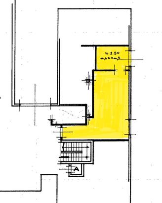 Magazzino C2 con 2 garage,centro Bovolone