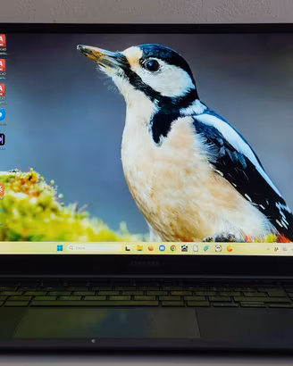 Samsung Galaxy book 4 RAM 16 GB, SSD 512 GB