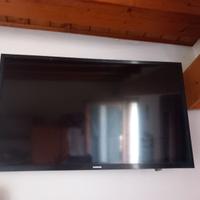 TV samsung 32 pollici schermo nero