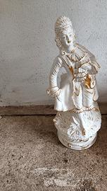 Statua e colonnina in ceramica Capodimonte