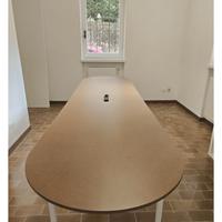 Tavolo di lavoro - Piano in MDF con dettagli unici