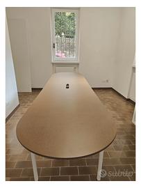 Tavolo di lavoro - Piano in MDF con dettagli unici