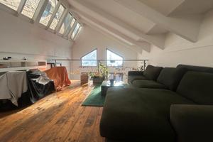 Stanza in condivisione  in loft ristrutturato 