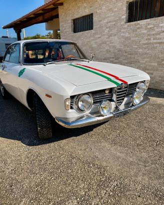 Alfa Giulia Sprint GT Veloce