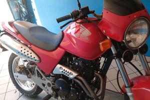 pari al.nuovo honda vigor 650 motore dominatoe