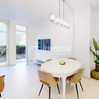 APPARTAMENTO PARI AL NUOVO CON AMPIO GIARDINO !!