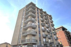 2 LOCALI A TORINO
