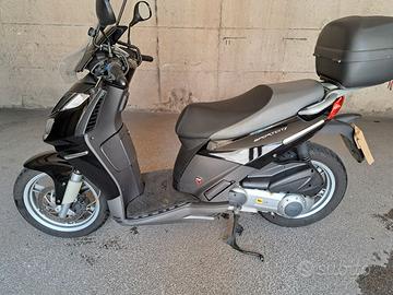 Aprilia Sportcity 200