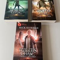Libri Trilogia di Riordan Magnus case Nuovi