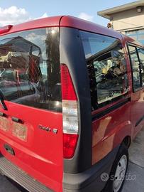 Fanale posteriore destro FIAT DOBLO del 2003