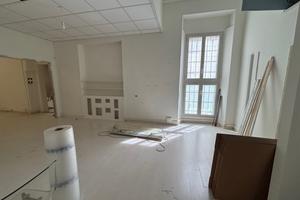 FIRENZE COVERCIANO Magazzino / ufficio