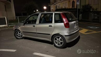 fiat punto 176