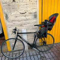 Ridgeback Genesis City Bike + Hamax Child Seat