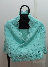 Scialle turchese NUOVO in lana lavorato ad aghi