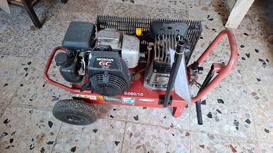 Motopompa a scoppio 4 tempi autoadescante. Benzina