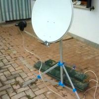 ANTENNA SATELLITARE CON TREPIEDE BRUNNER