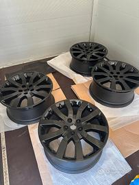 cerchi nuovi da 20" x Range  Rover