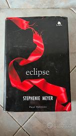 Eclipse (Twilight Saga) of Meyer, Stephenie
