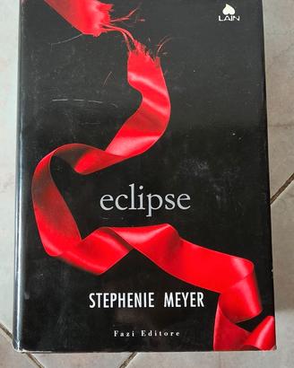Eclipse (Twilight Saga) of Meyer, Stephenie