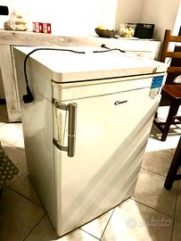 Congelatore verticale Candy