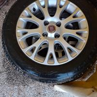 cerchi e gomme per punto