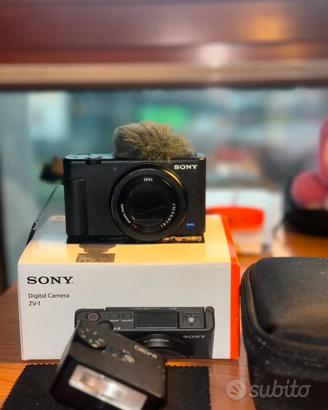 Sony ZV-1 perfetta per vlog con scatola