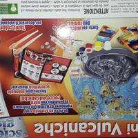 gioco in scatola del vulcano 