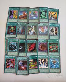 anime lotto carte Yu-Gi-Oh yugi konami spell magia