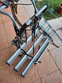 Porta biciclette per automobile