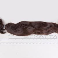 Capelli tagliati castano naturale